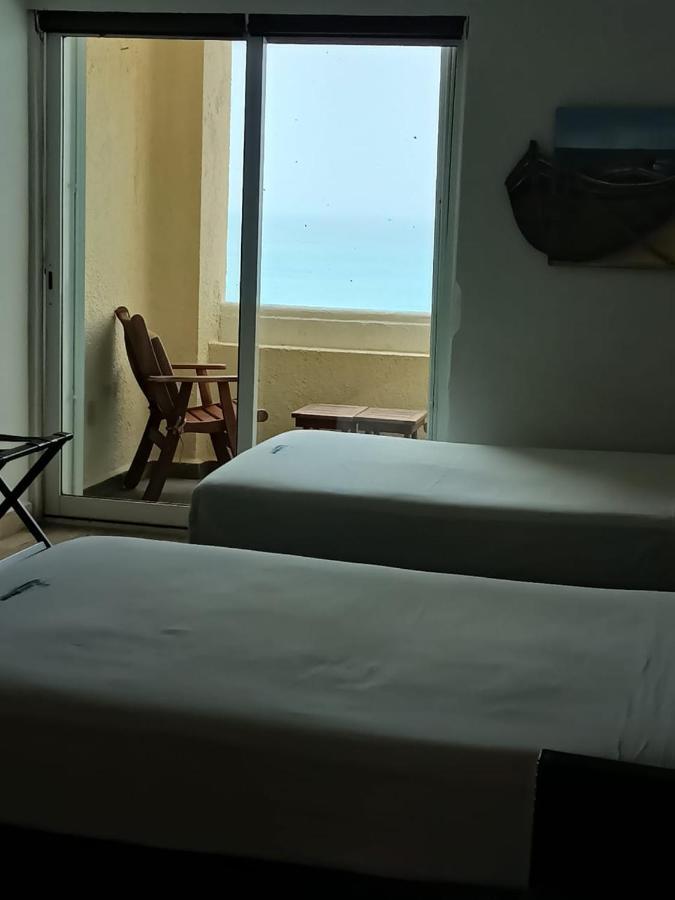 Capitan Suites Sea View Канкун Экстерьер фото